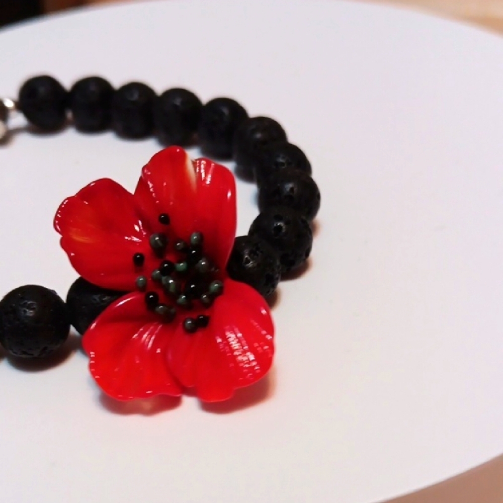 Lampwork Delicate Glass Poppy & Lava Rock Beaded Stretched Bracelet.